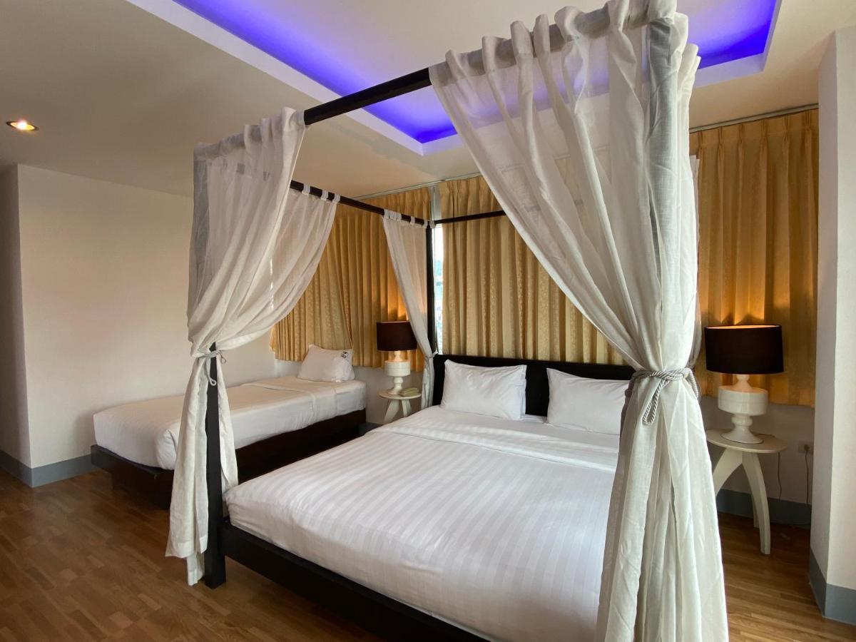 77 Patong Hotel & Spa Dış mekan fotoğraf